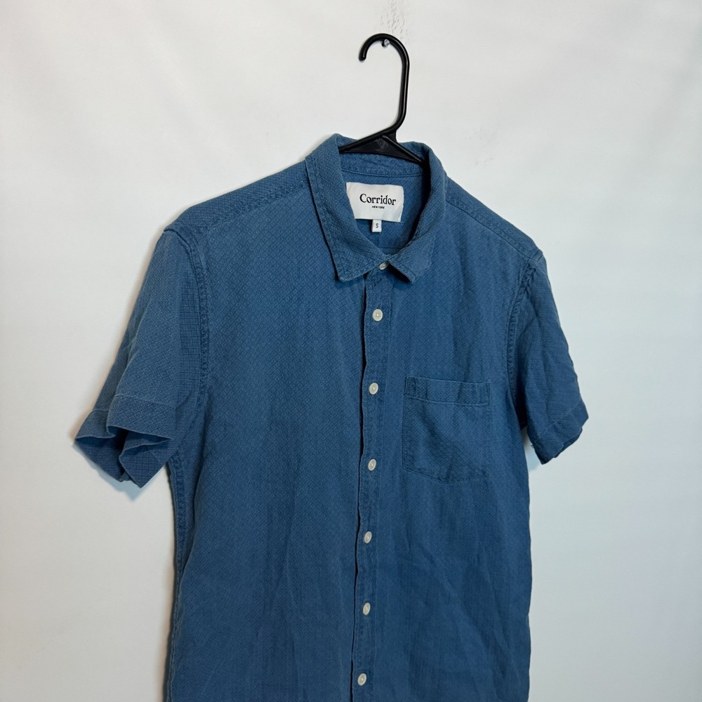 Corridor NYC Shirt Mens Small Blue Short Sleeve Geometric Woven Knit Huckberry - Picture 2 of 8